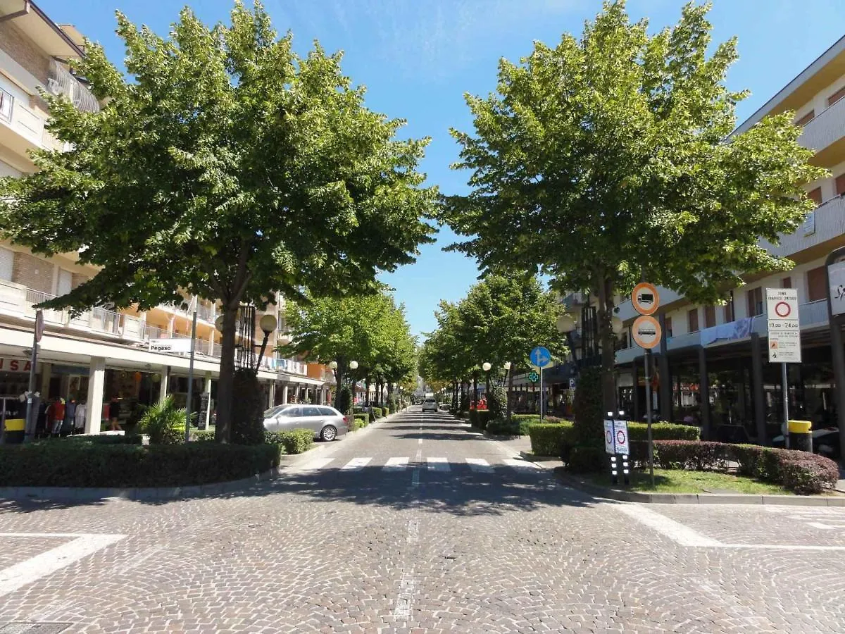 Apartment Holiday Home In Bibione 38311 Italy